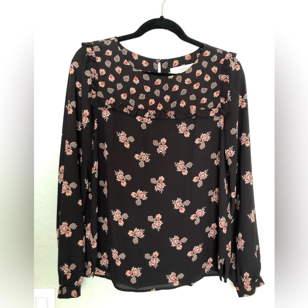 Lovely Loft Ladies Blouse 🥰 Size S